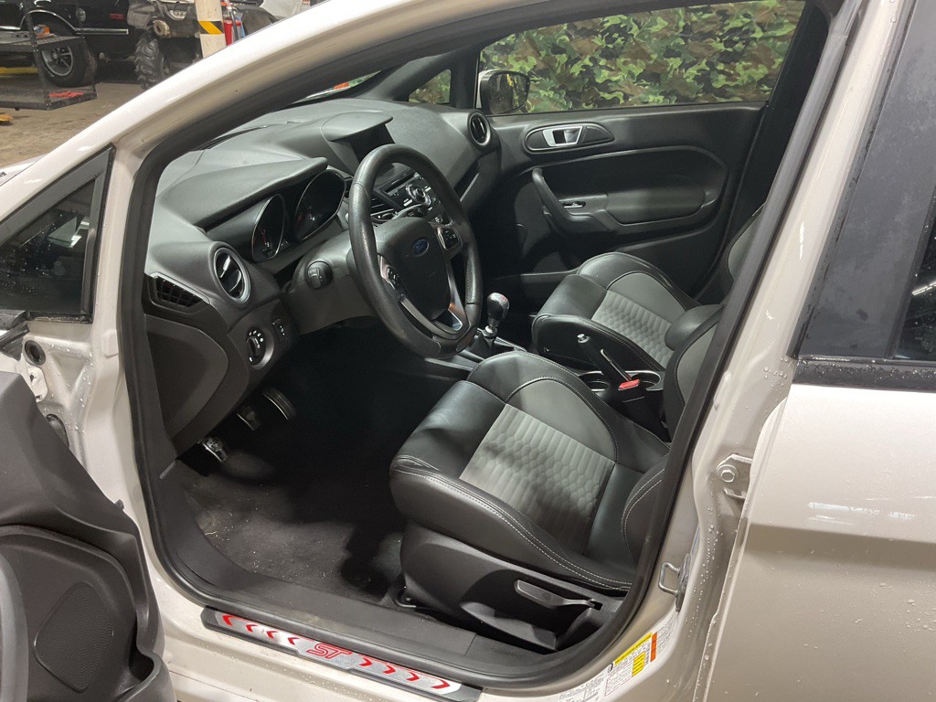 2016 Ford Fiesta Image 6