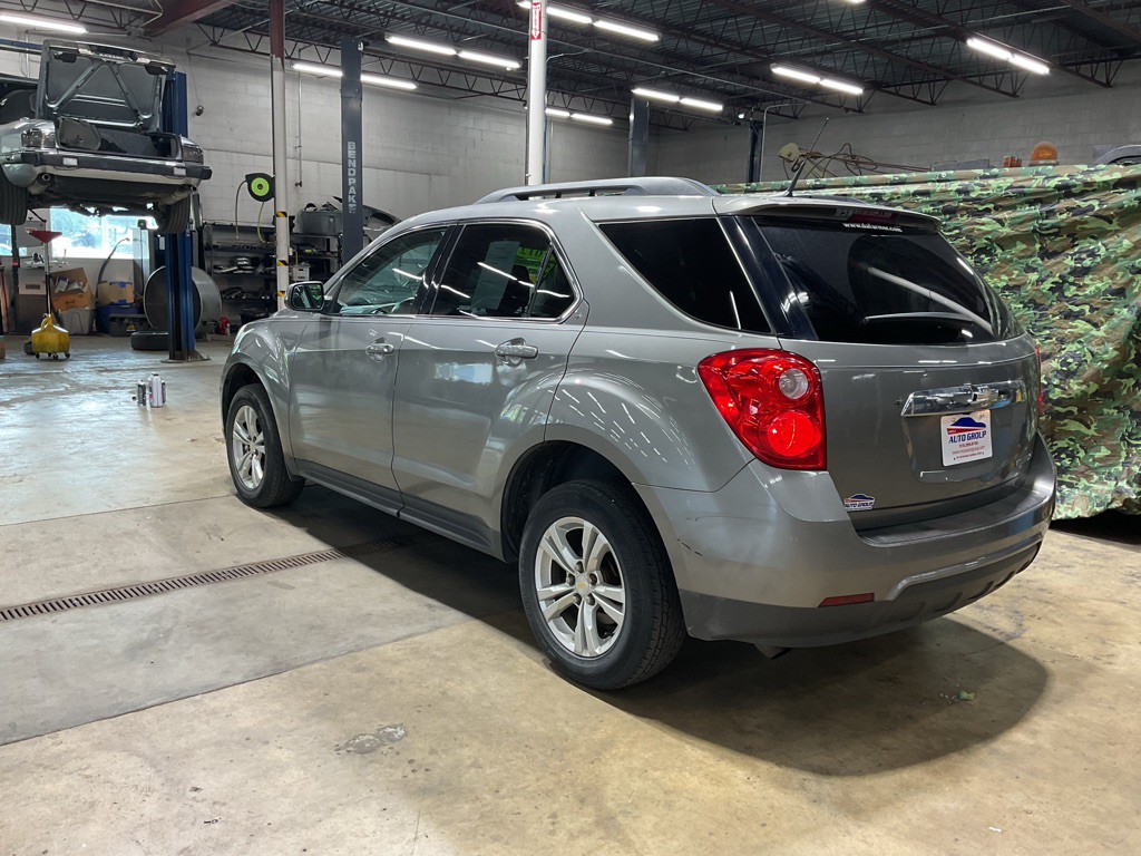 2012 Chevrolet Equinox Image 2