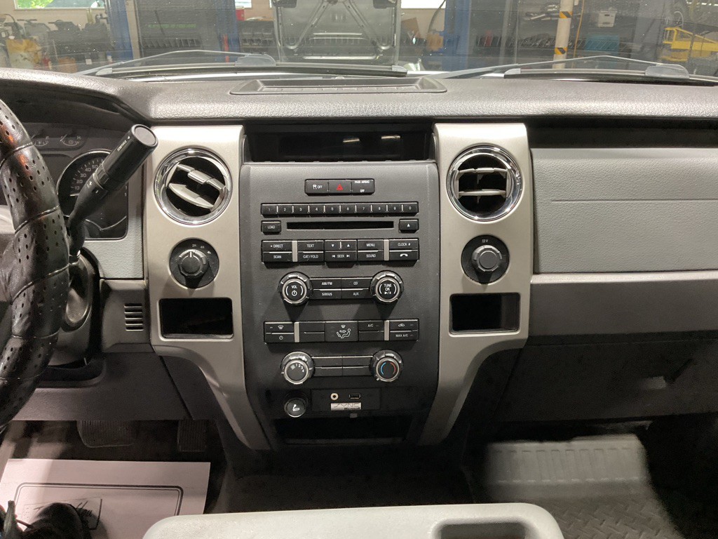 2012 Ford F-150 Image 8