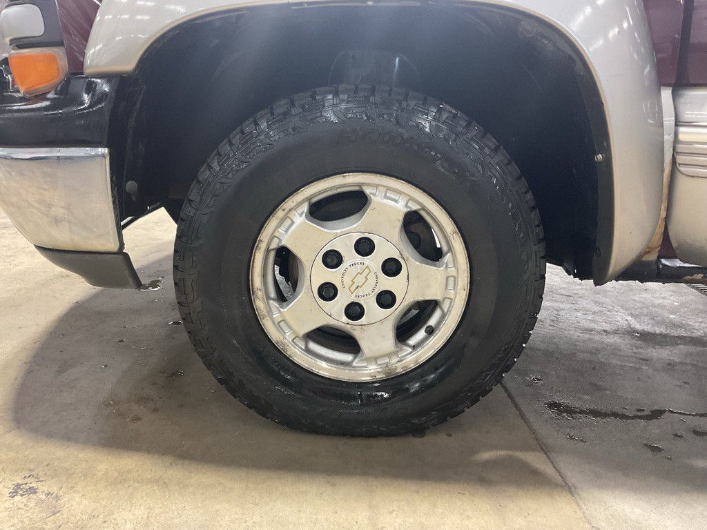2000 Chevrolet Silverado 1500 Image 10