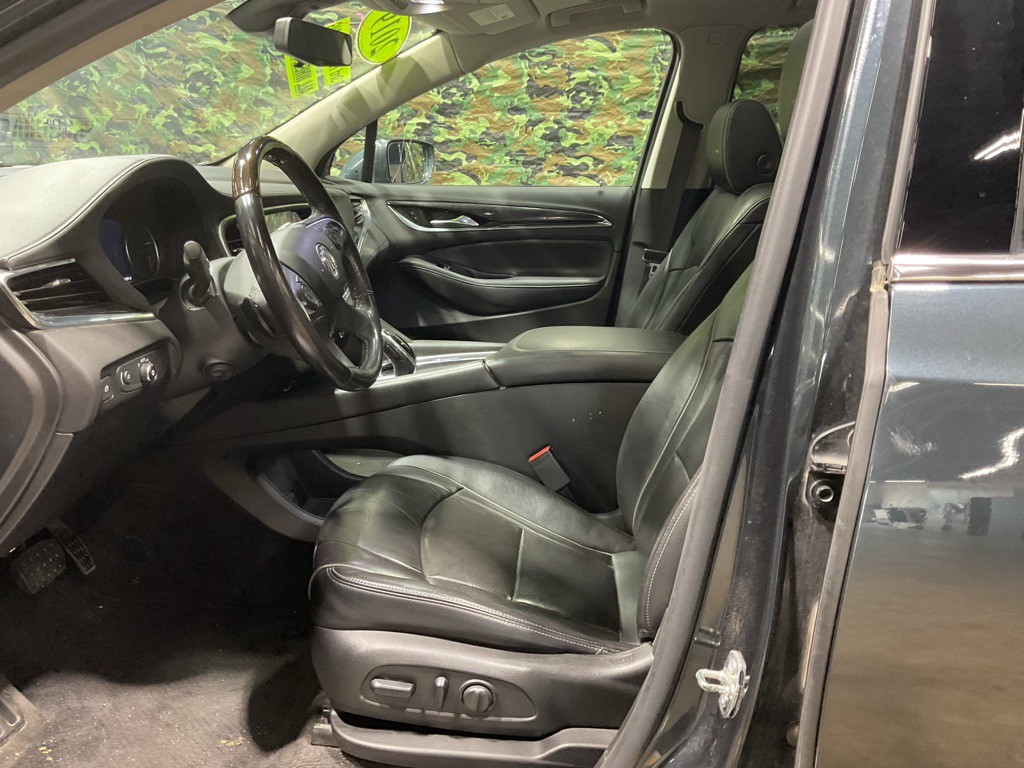 2019 Buick Enclave Image 9