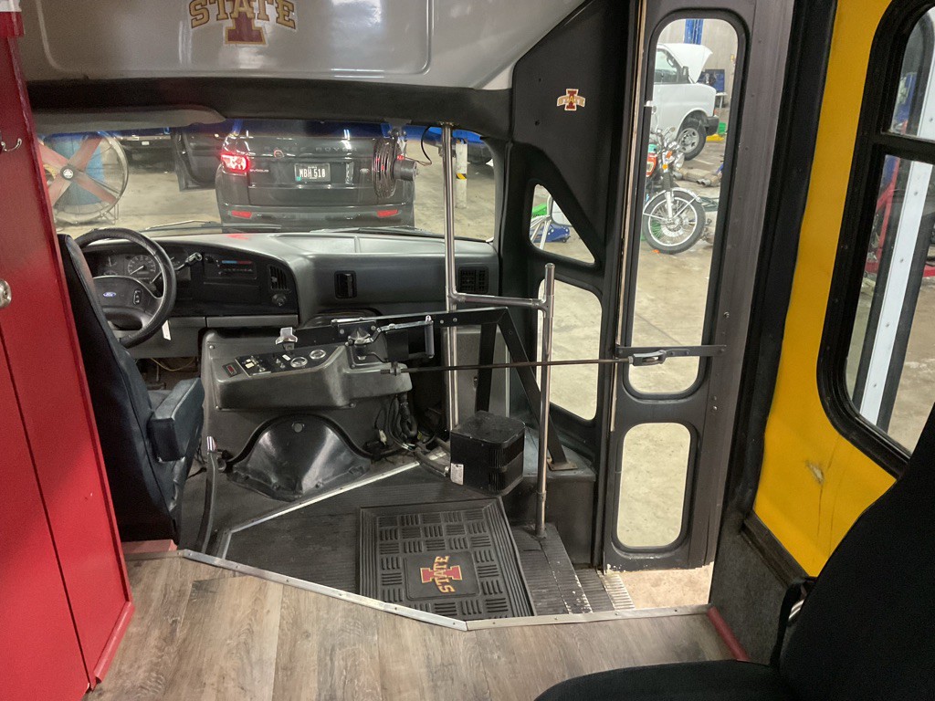 1994 Ford Econoline Image 12