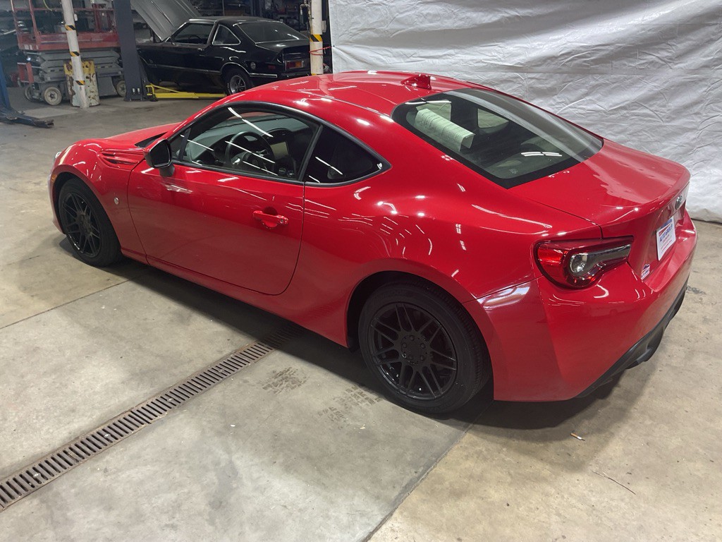 2017 Toyota 86 Image 4