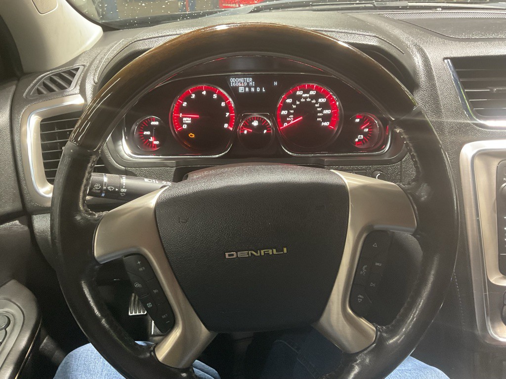 2016 GMC Acadia Image 9