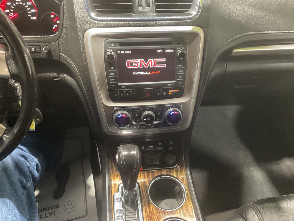 2016 GMC Acadia Image 10