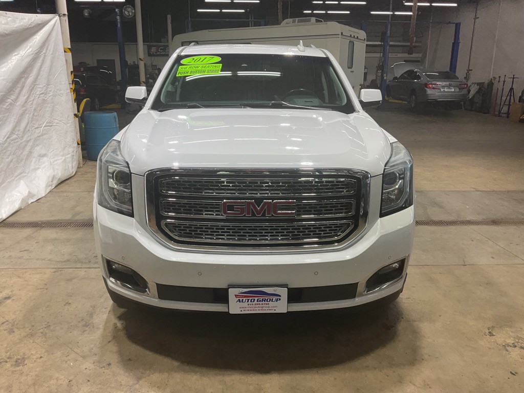 2017 GMC Yukon Image 2