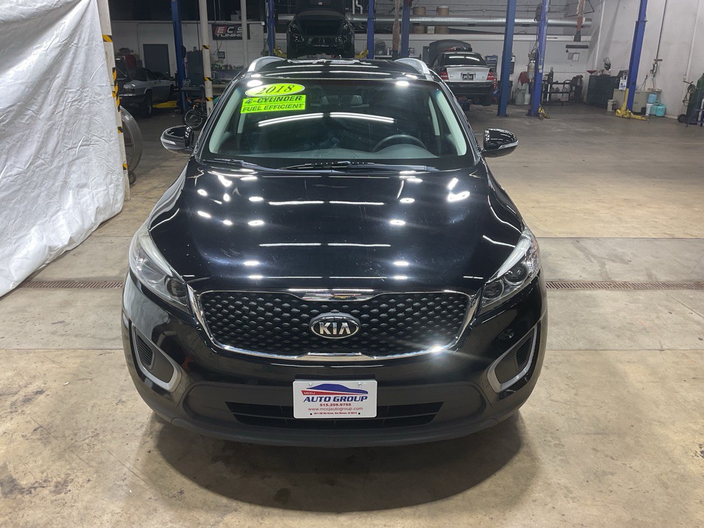 2018 Kia Sorento Image 2