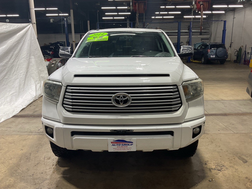 2014 Toyota Tundra Image 2