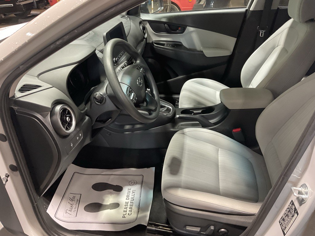2023 Hyundai Kona Image 6
