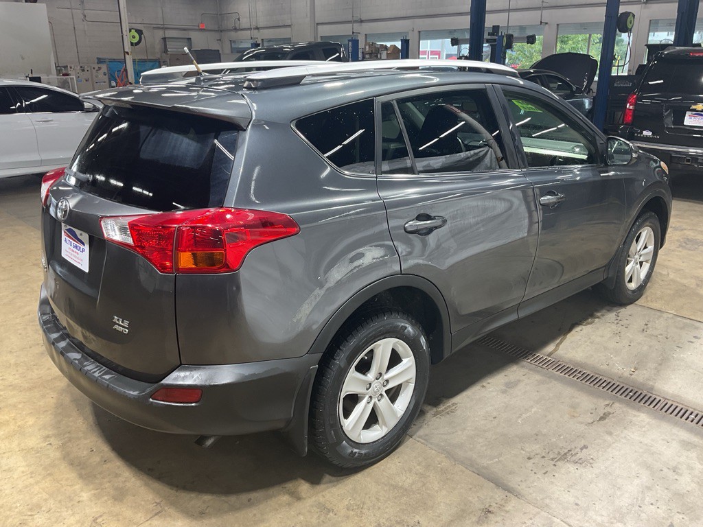 2014 Toyota Rav4 Image 5