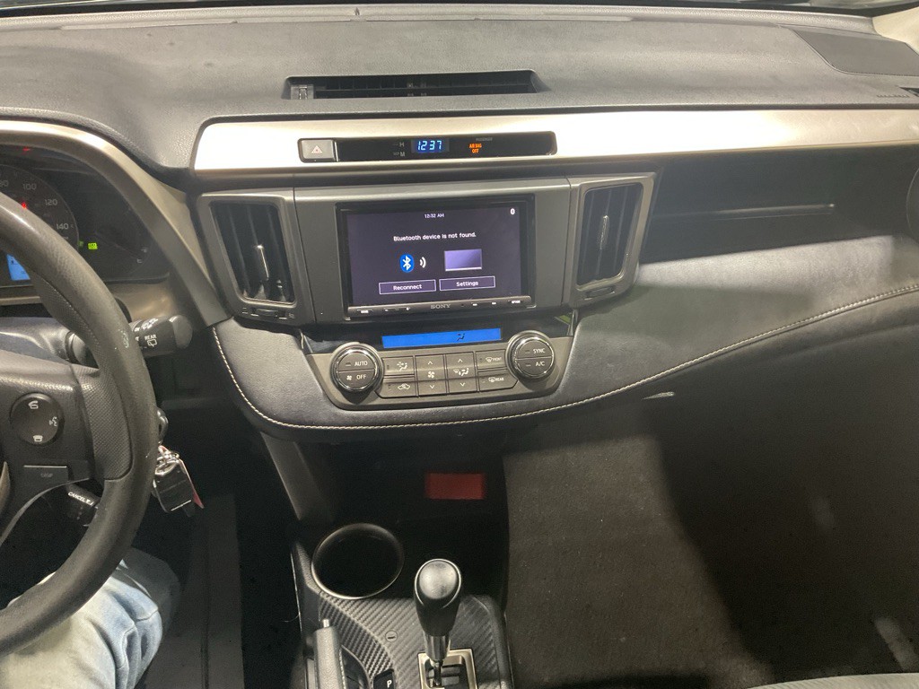 2014 Toyota Rav4 Image 8
