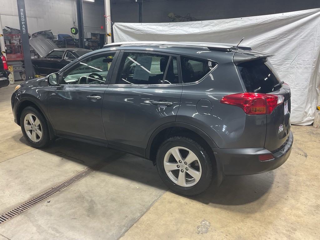 2014 Toyota Rav4 Image 11