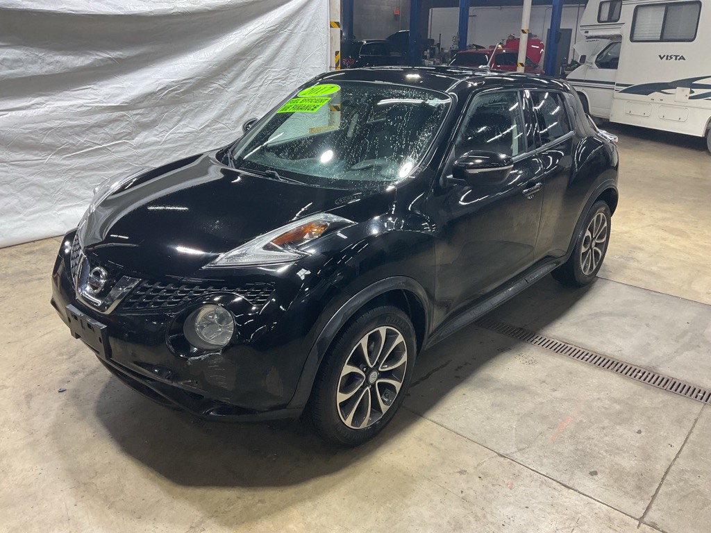 2017 Nissan Juke Image 1