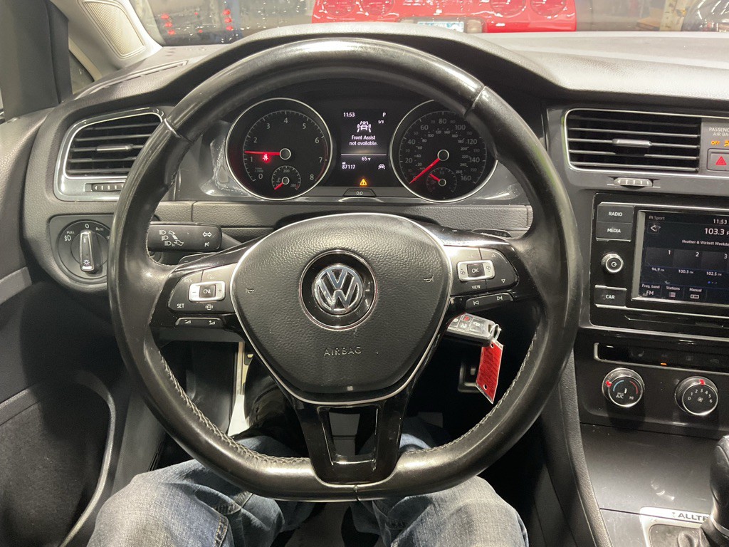 2019 Volkswagen Golf Image 8