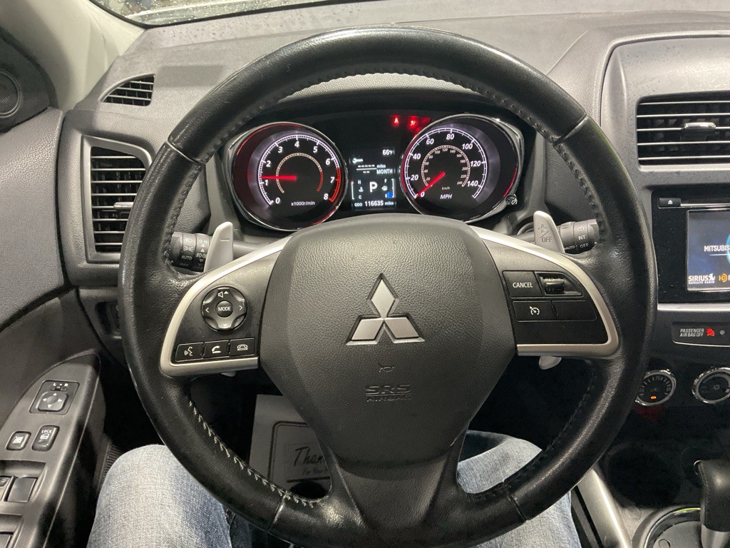 2014 Mitsubishi Outlander Image 7