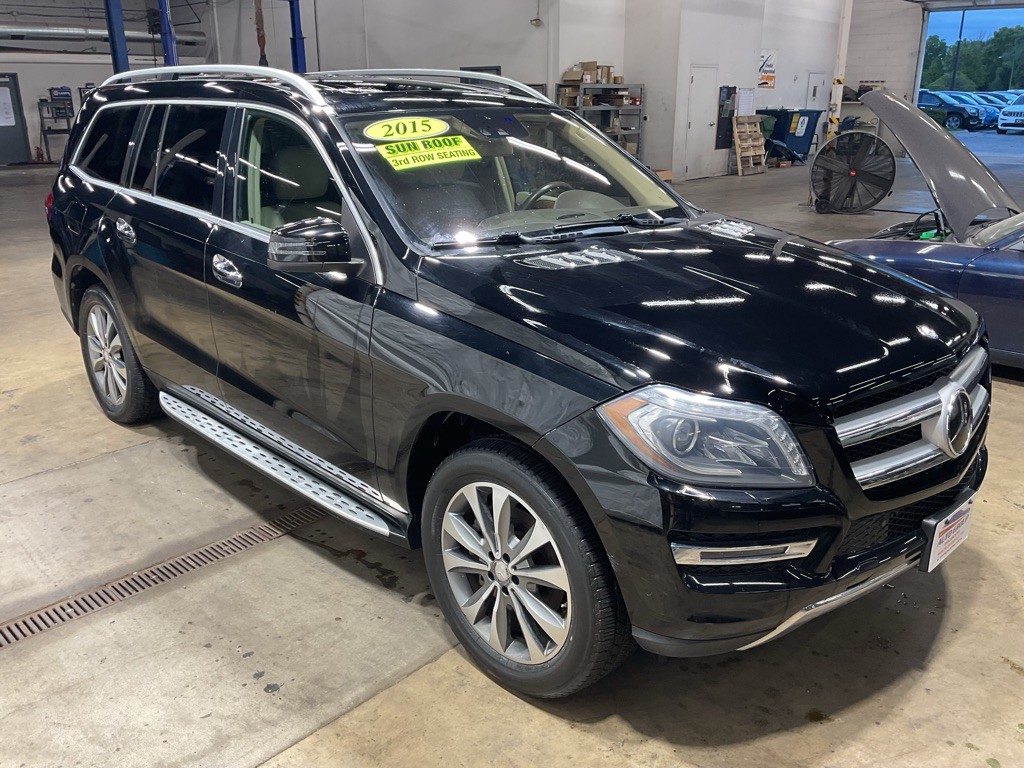 2015 Mercedes-Benz GL-Class Image 4