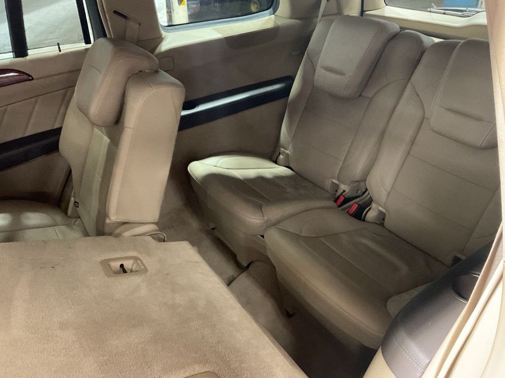 2015 Mercedes-Benz GL-Class Image 8