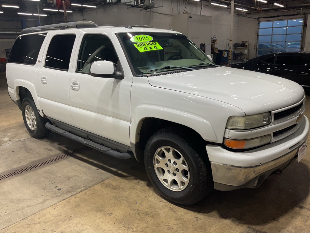 2005 Chevrolet Suburban Image 4