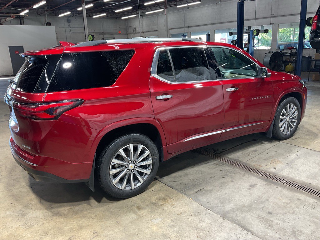 2023 Chevrolet Traverse Image 3