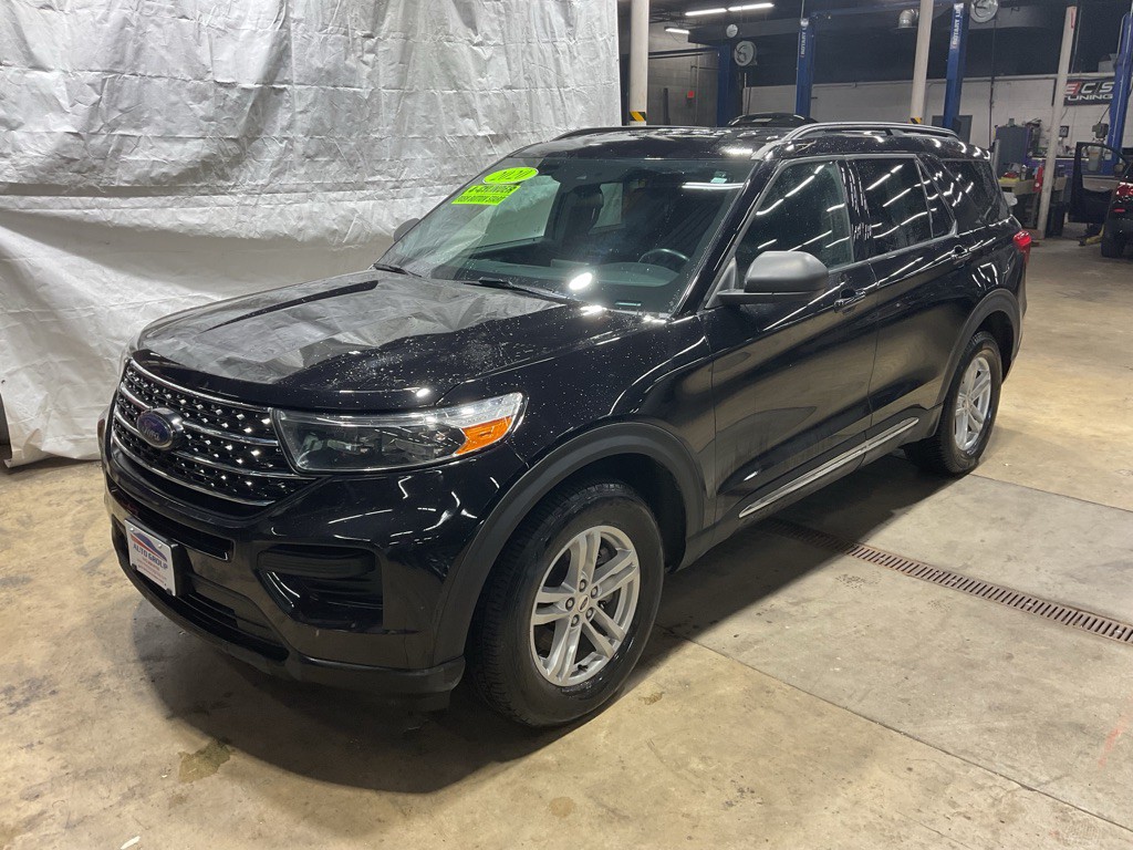 2020 Ford Explorer Image 1