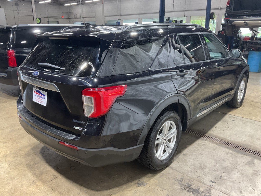 2020 Ford Explorer Image 3