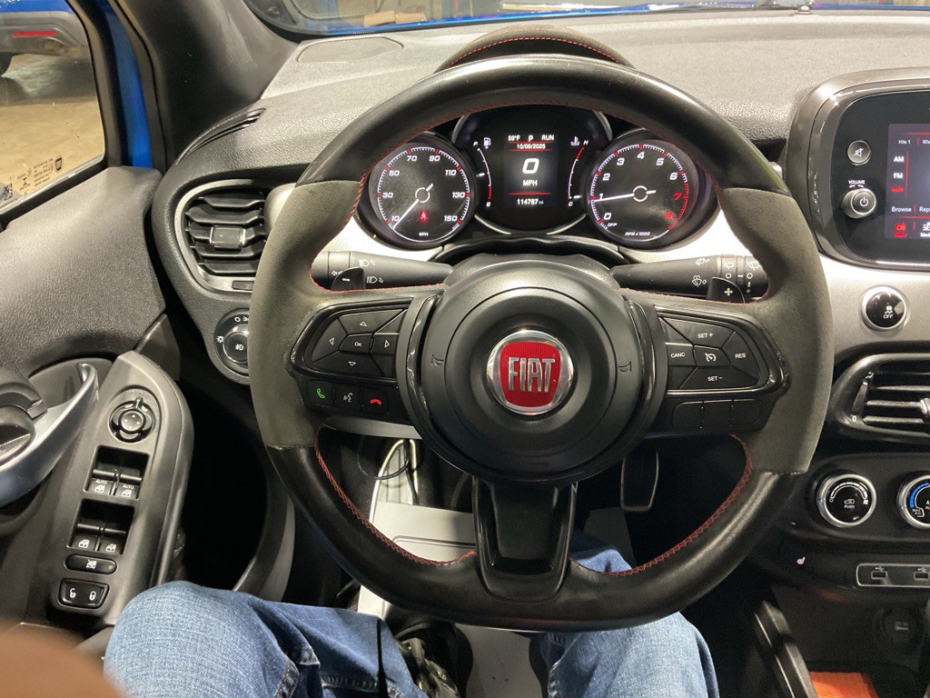 2021 FIAT 500 Image 8