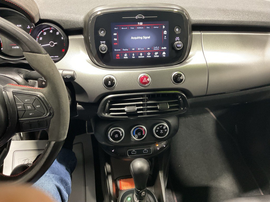 2021 FIAT 500 Image 9