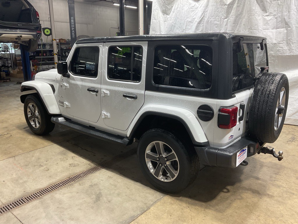 2018 Jeep Wrangler Unlimited Image 2