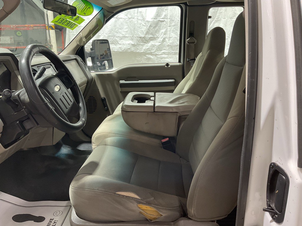 2008 Ford F-350 Image 6