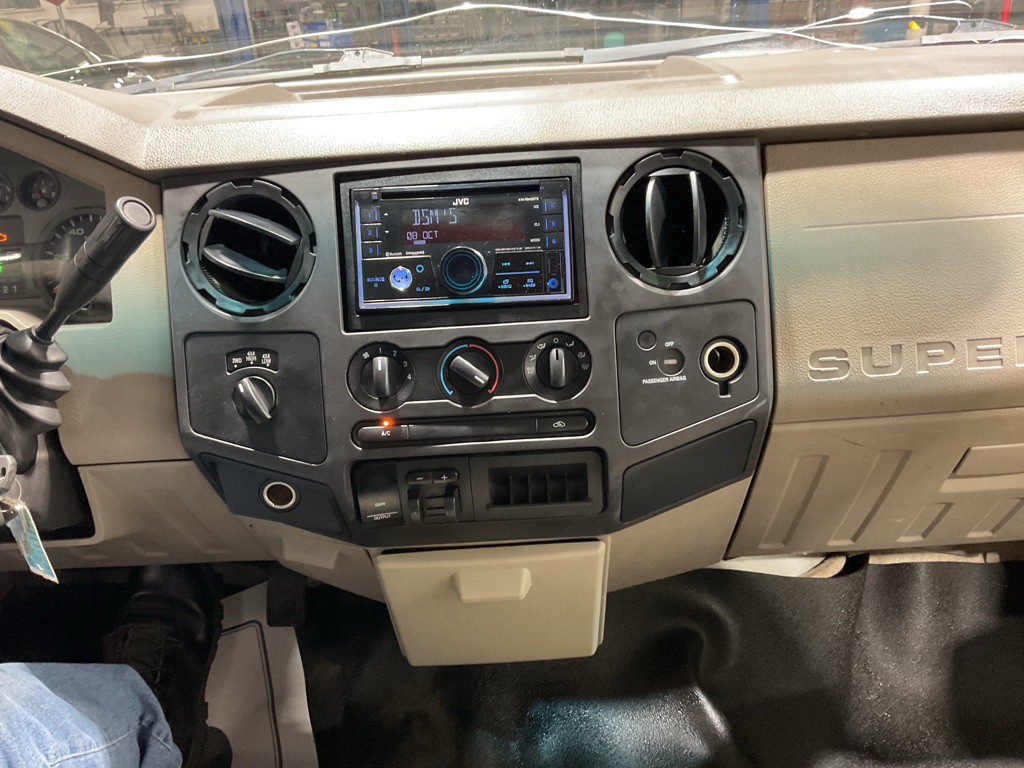 2008 Ford F-350 Image 9