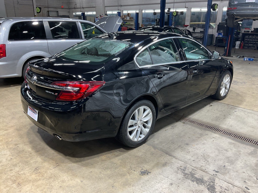 2016 Buick Regal Image 3