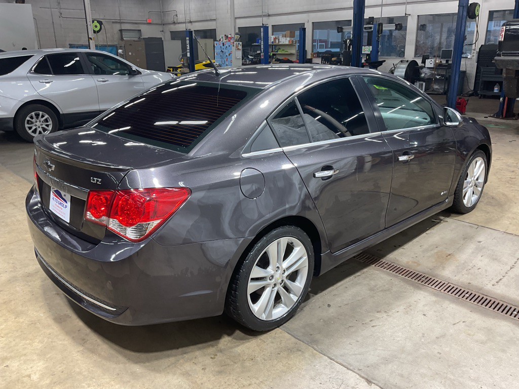 2014 Chevrolet Cruze Image 3