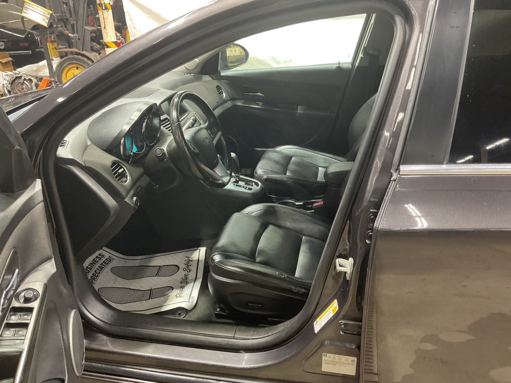 2014 Chevrolet Cruze Image 8