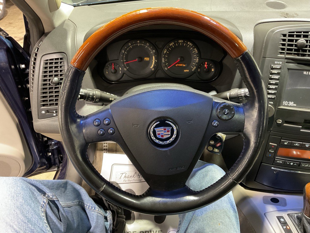 2004 Cadillac CTS Image 8