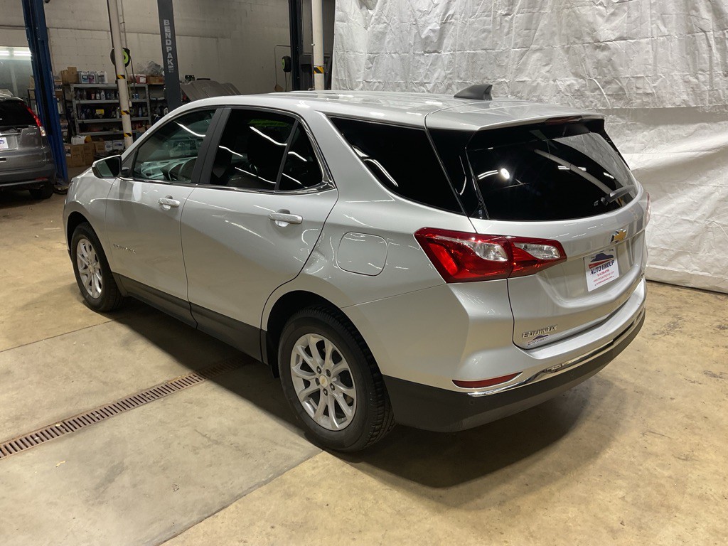 2021 Chevrolet Equinox Image 2