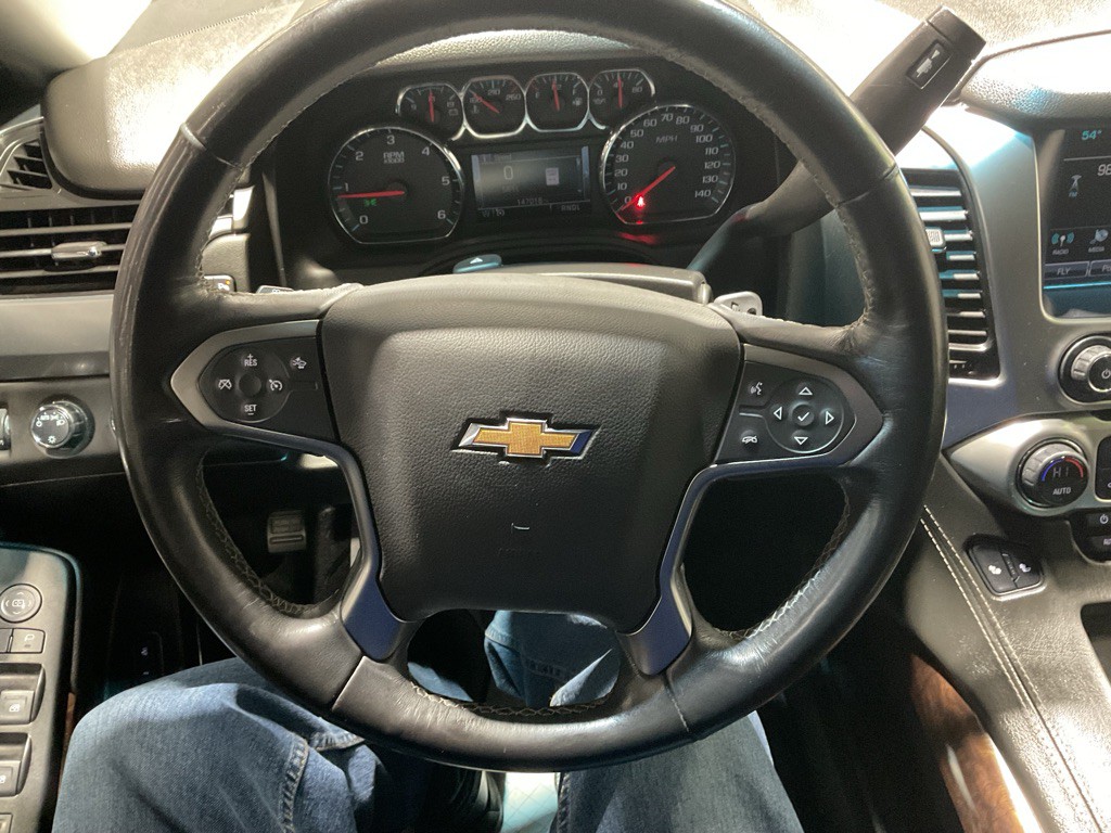 2018 Chevrolet Suburban Image 11