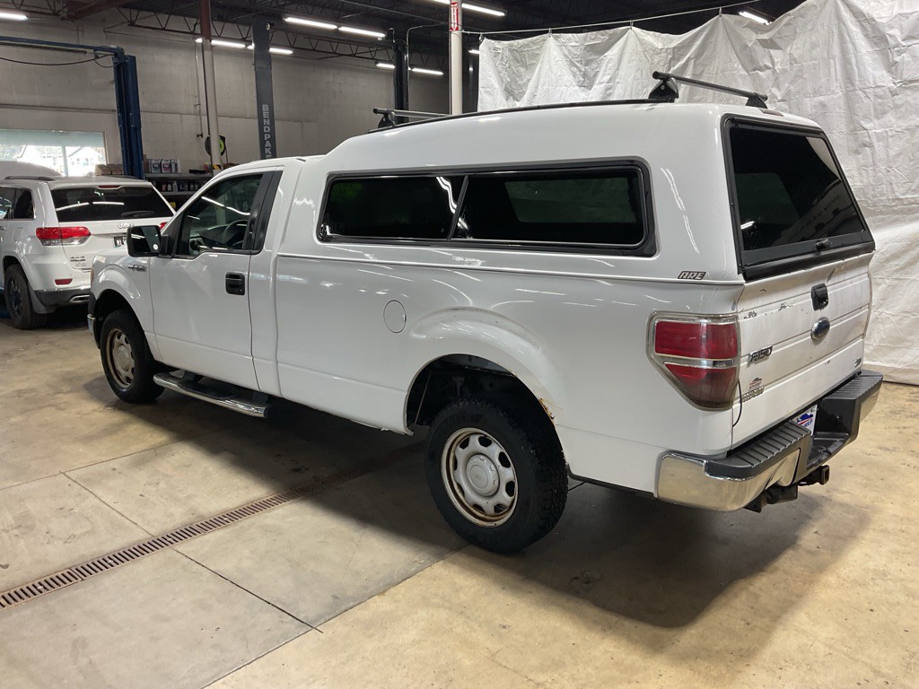 2010 Ford F-150 Image 2