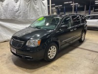 Image for 2016 Chrysler Town & Country Touring ID: 7007889