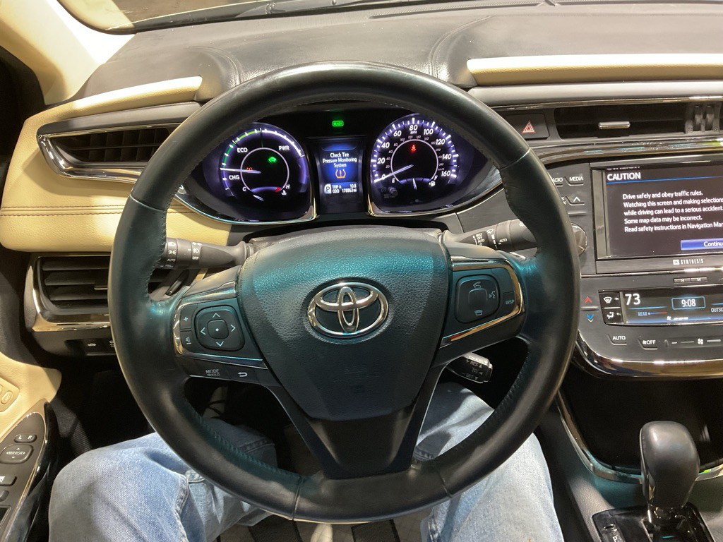 2013 Toyota Avalon Image 10