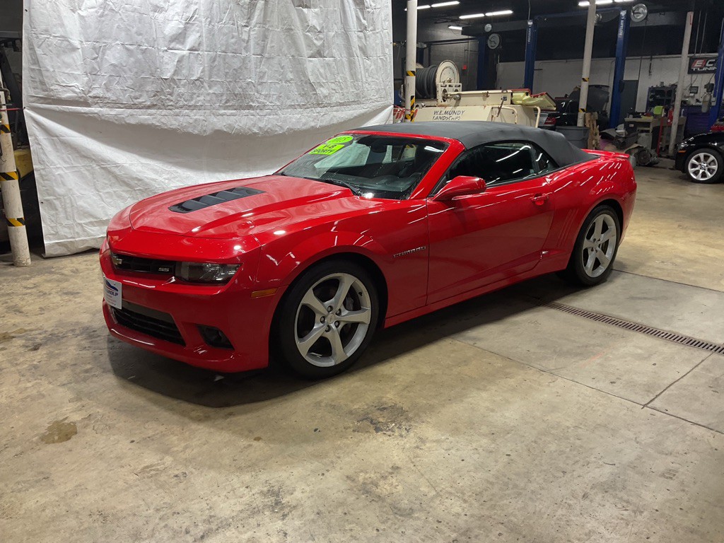 2015 Chevrolet Camaro Image 1