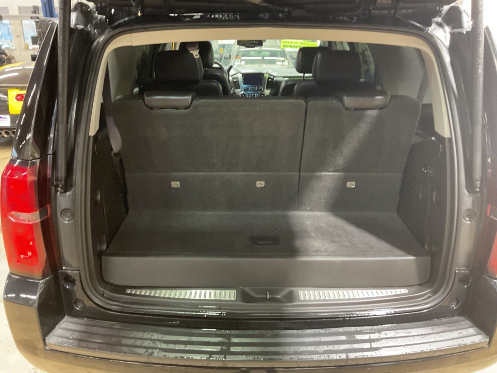 2016 Chevrolet Tahoe Image 11