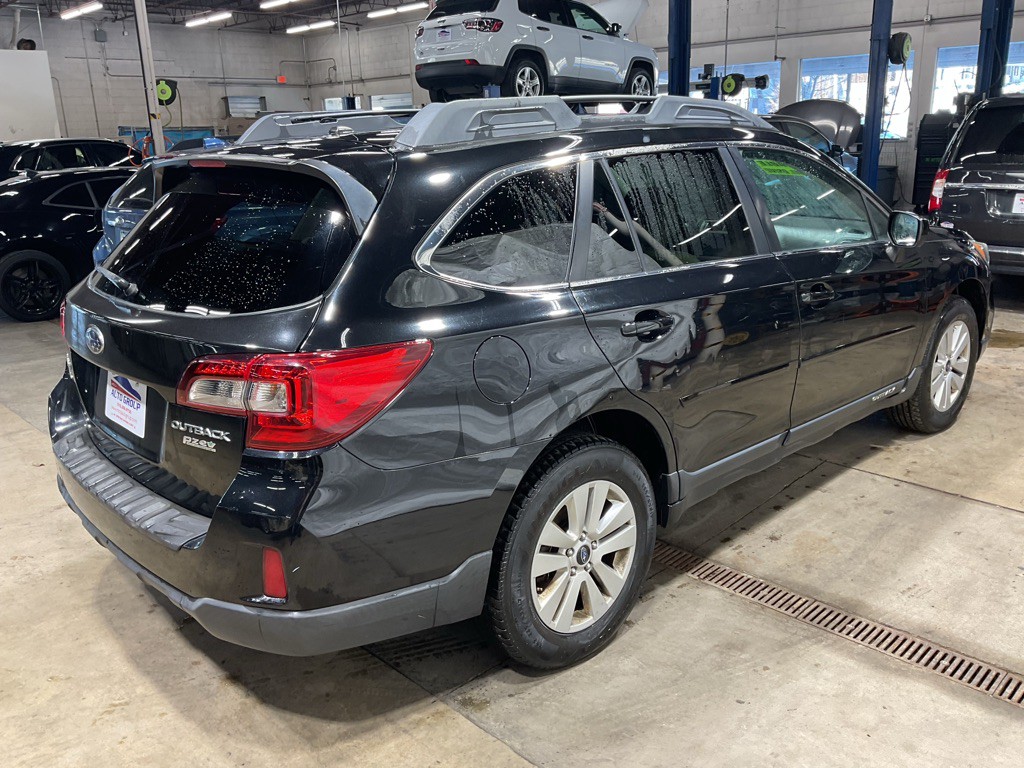 2015 Subaru Outback Image 3