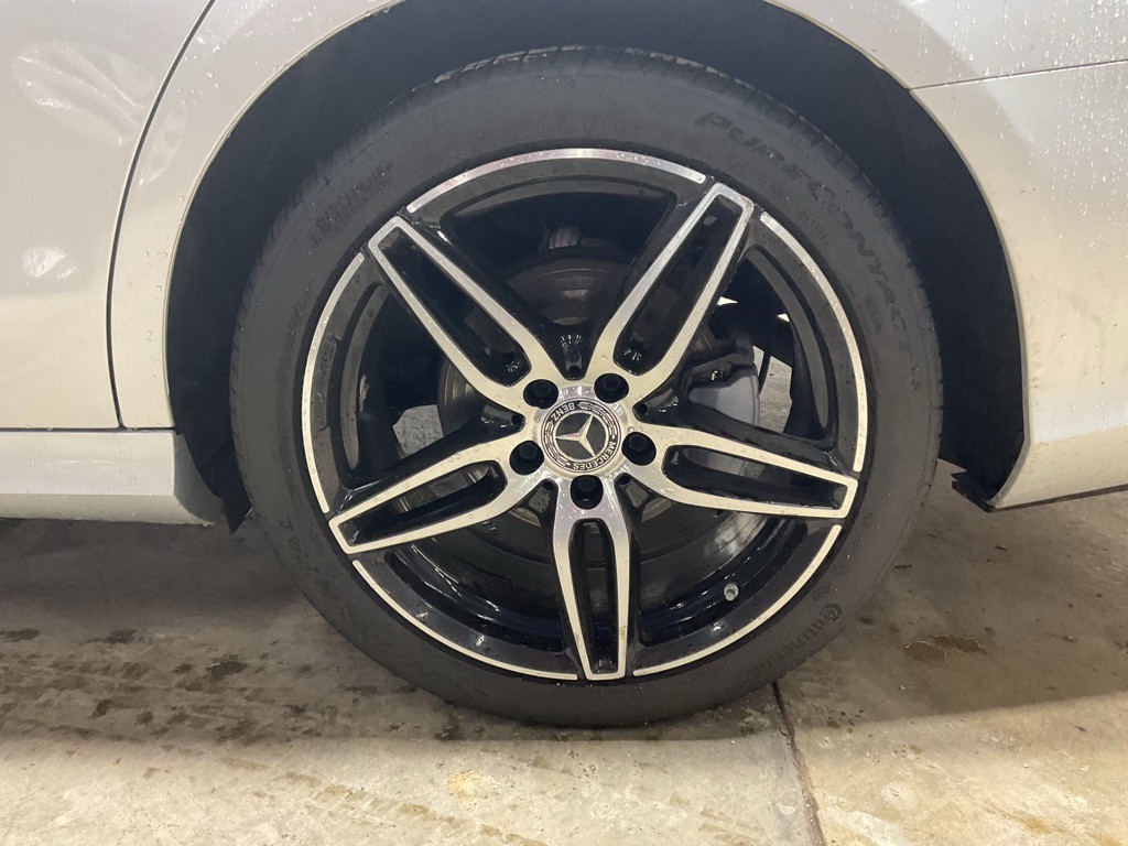 2019 Mercedes-Benz E-Class Image 11