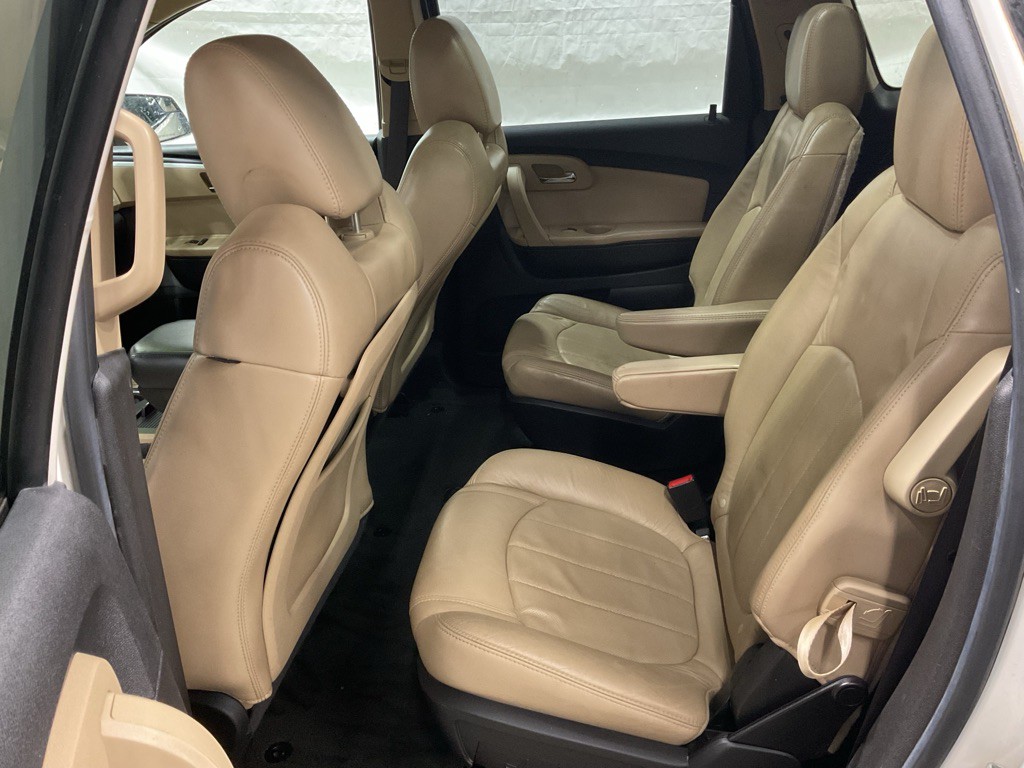 2011 Chevrolet Traverse Image 9