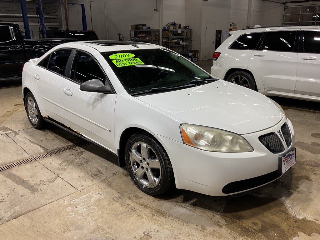 2009 Pontiac G6 Image 4