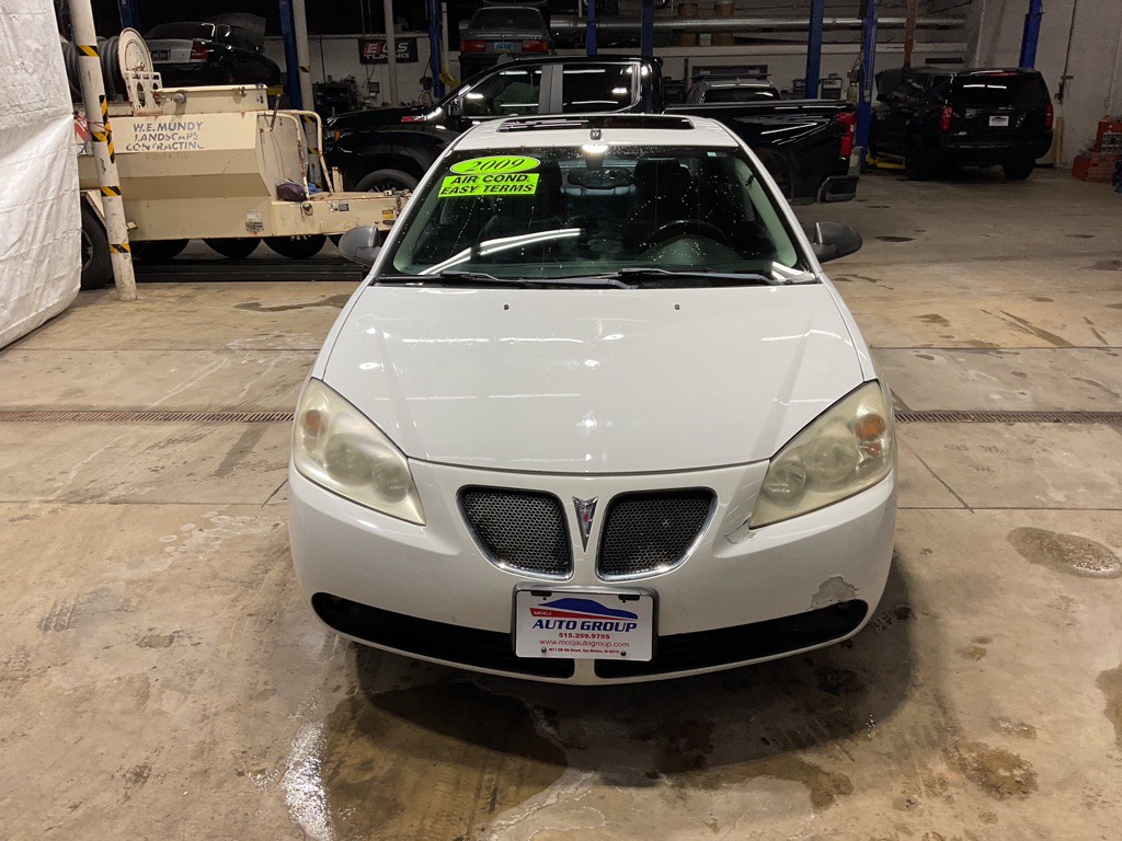 2009 Pontiac G6 Image 5