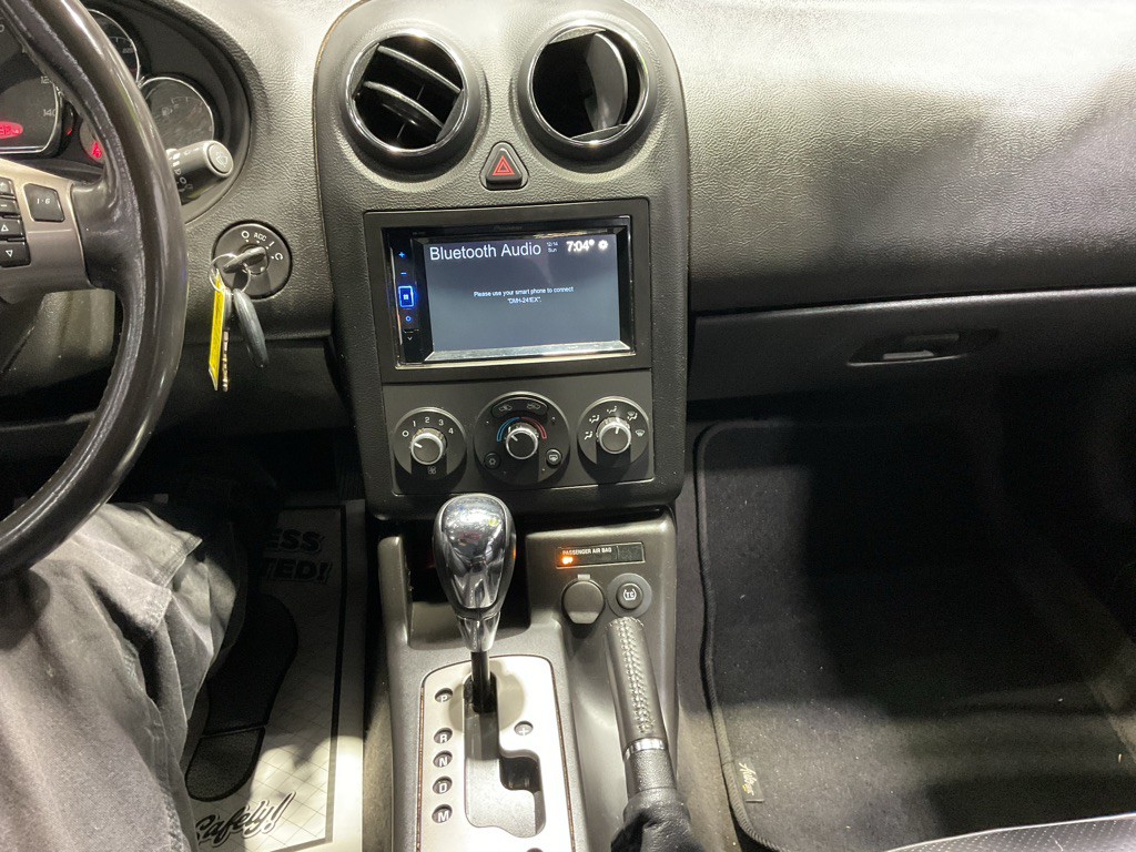 2009 Pontiac G6 Image 11