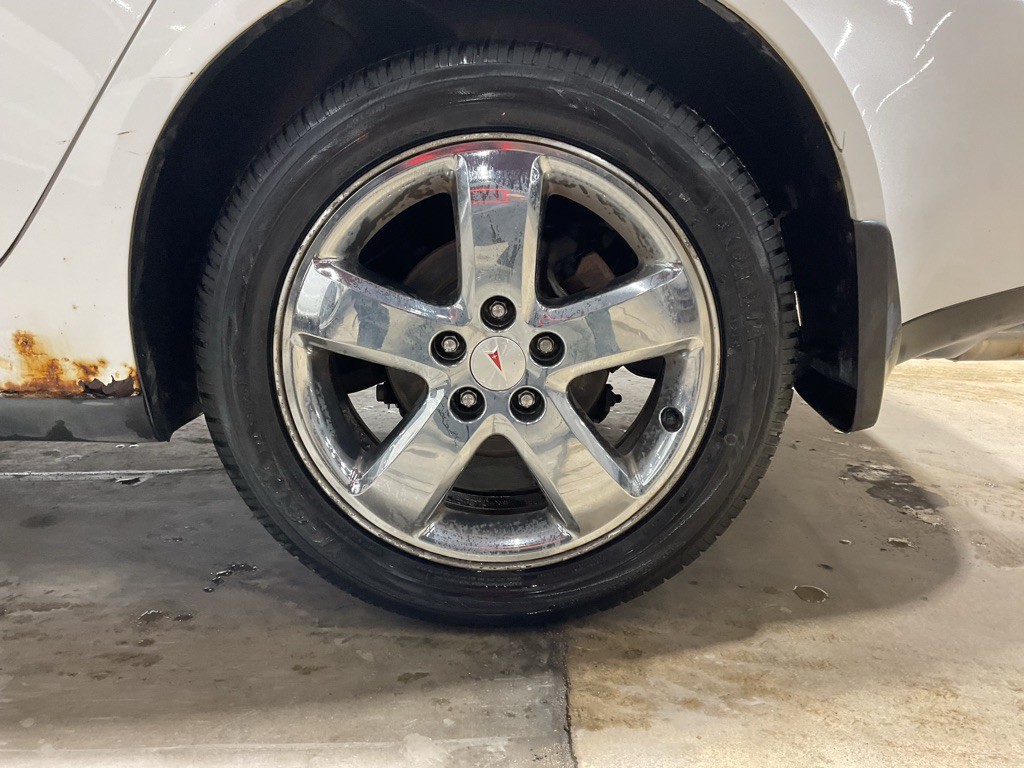 2009 Pontiac G6 Image 12