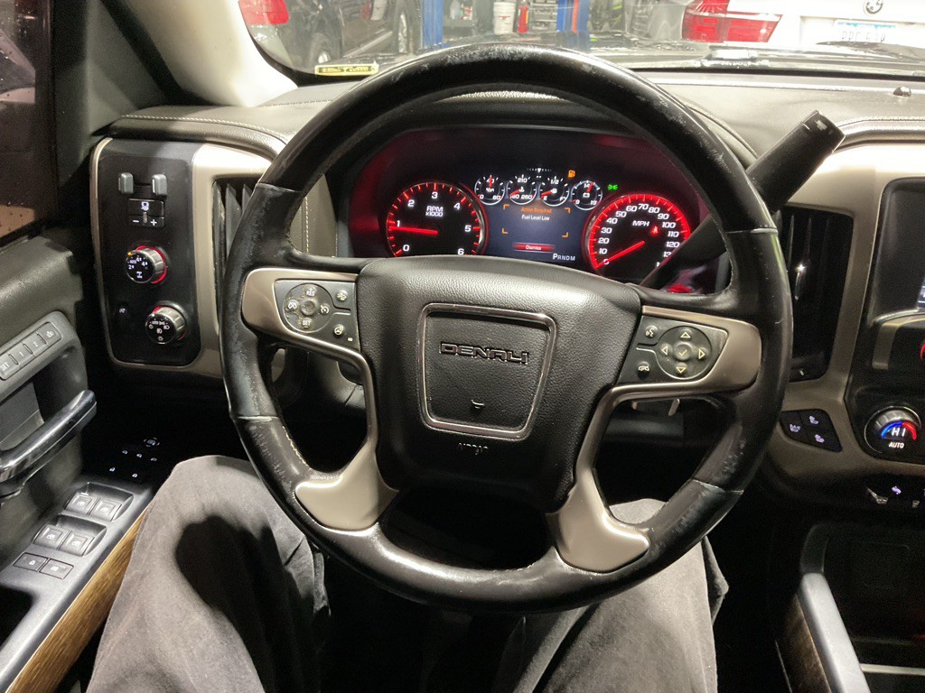 2015 GMC Sierra Image 10