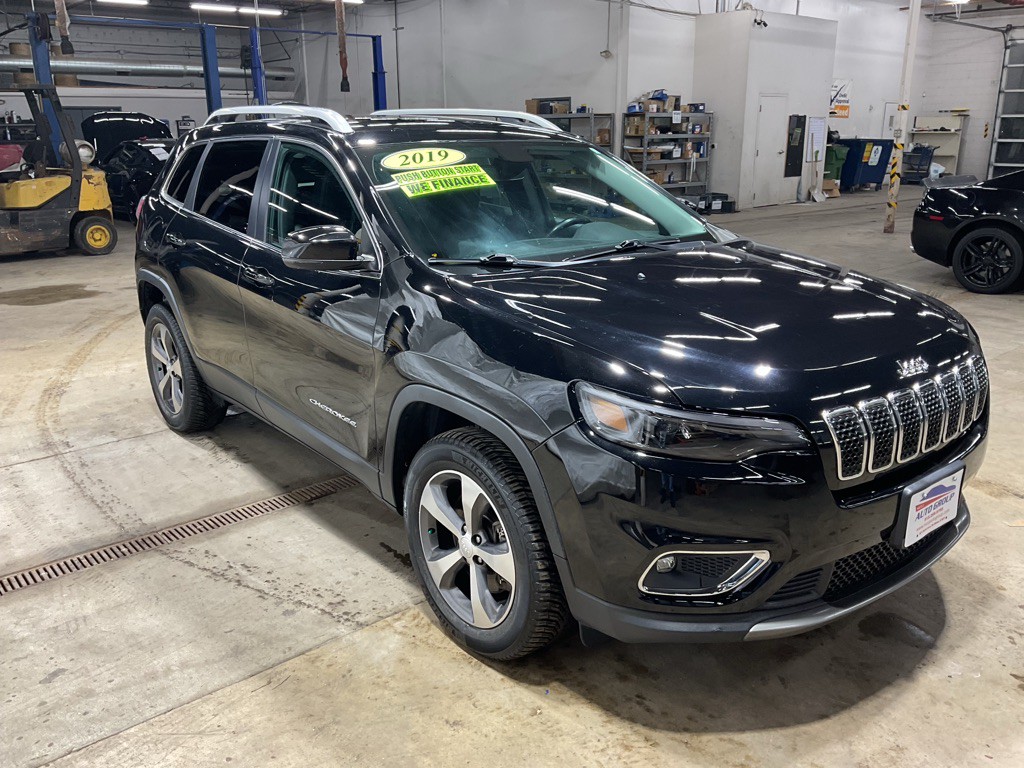 2019 Jeep Cherokee Image 4